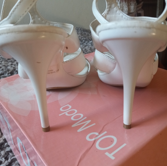 White High Heels sz-7 - Picture 4 of 7